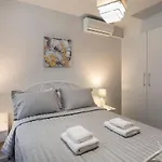 The Emerald City Central Apartment, 2-Bdrms